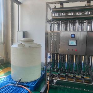 大型医疗专用冠宇列管多效蒸馏水机LD1000-5蒸馏水质量可自动控制