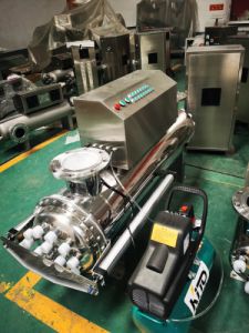 鑫冠宇泳池水体消毒净化设备 自动清洗型紫外线消毒器 不锈钢材质